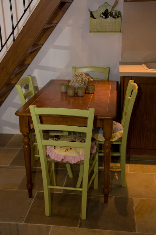 Xenios Cottages Лофу Стая снимка